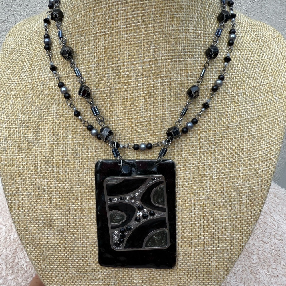 Chic Black Beaded Necklace with Pendant